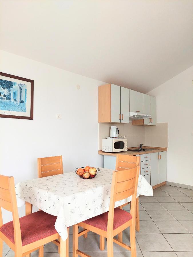 Apartments Dia Зострог Екстер'єр фото