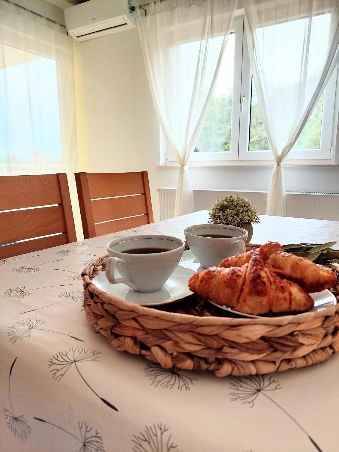 Apartments Dia Зострог Екстер'єр фото